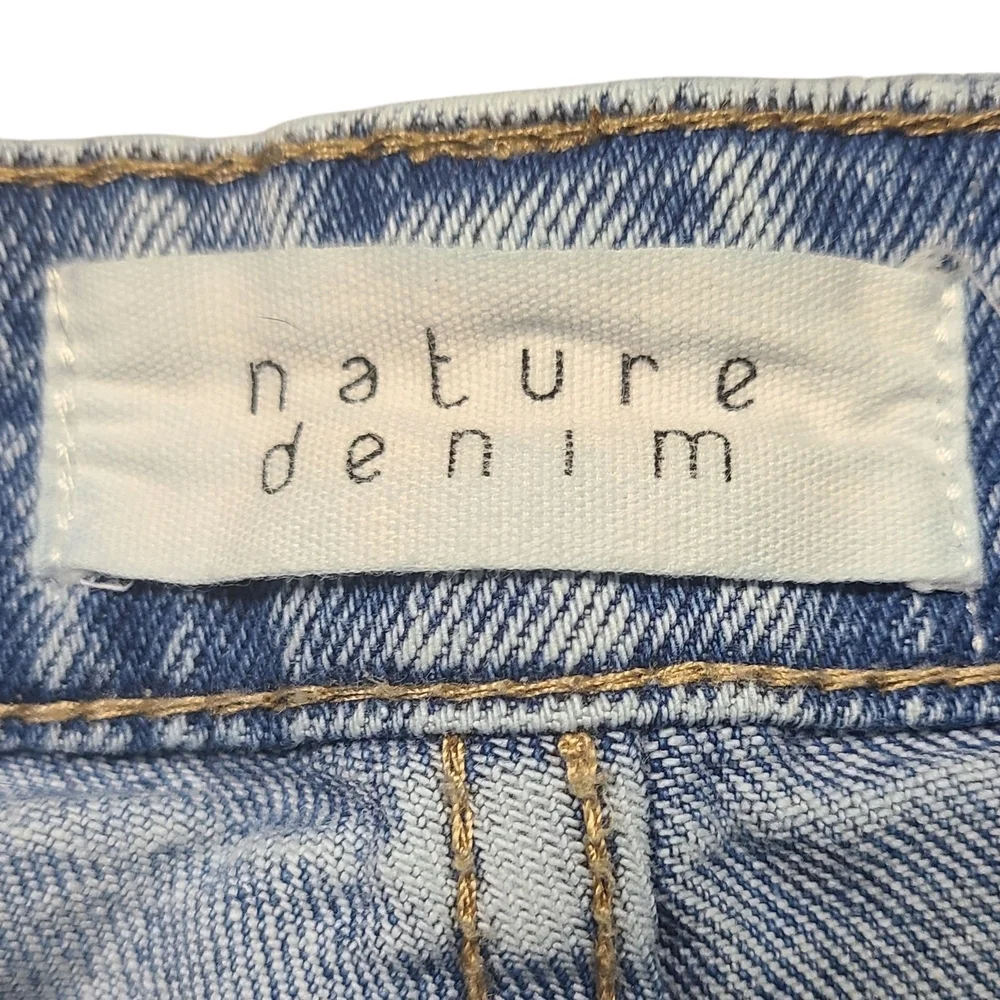 Nature Denim High Rise Mom Jeans Light Wash Distressed Raw Hem Size 9